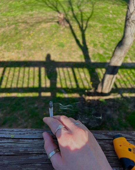 emswrldxo model high quality pic