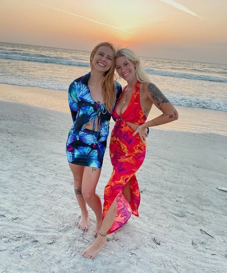 Taylor Hughs naked pornstar archive