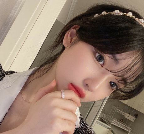Se Yeon hd pornstar picture