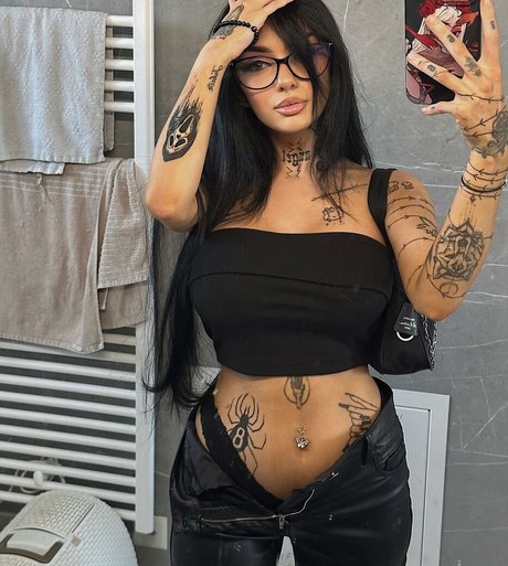 aesthymes pornstar sexy pictures