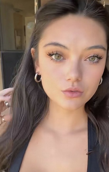 Kaitlyn Nguyen top star pics