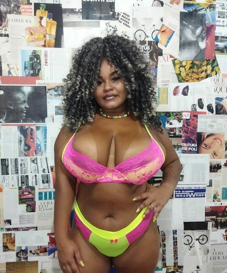 Ingrid Cristina hot pornstar photos