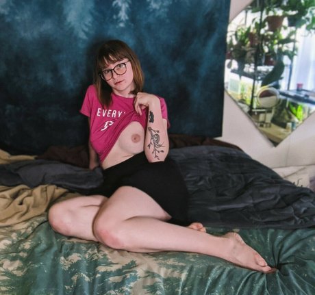 NatashaCameron star art img