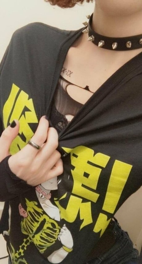 goth teen onlyfans nude pictures