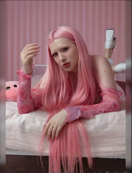 disiosi6i porn model pics