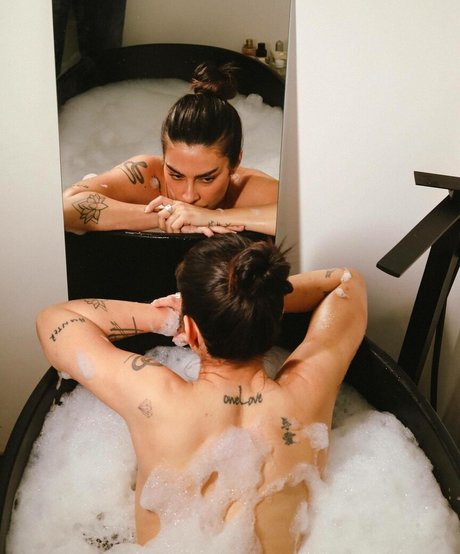 Cleo Pires porn star image