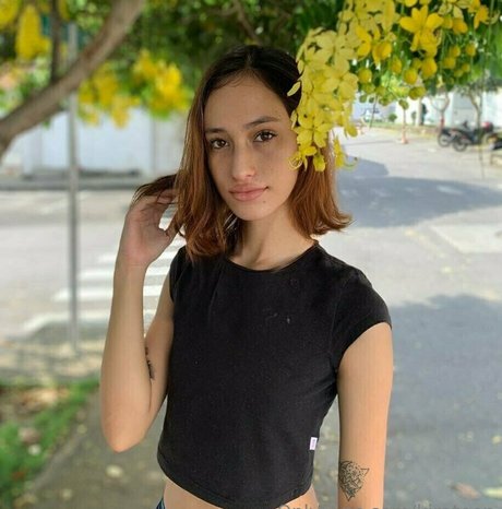 kirateen high quality model pictures