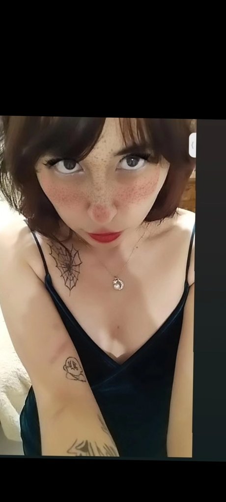 GiYuu Nanis star sex gallery