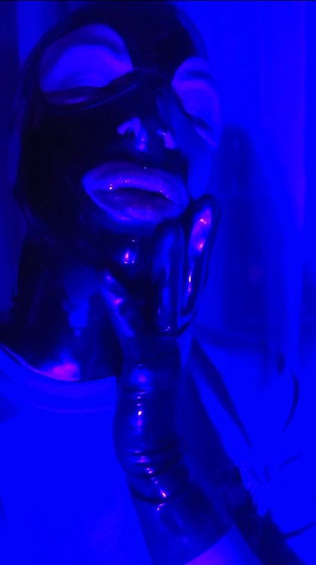 Mistress Celestia sexy actress img