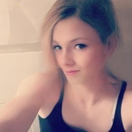 Julia Ray thumbnail
