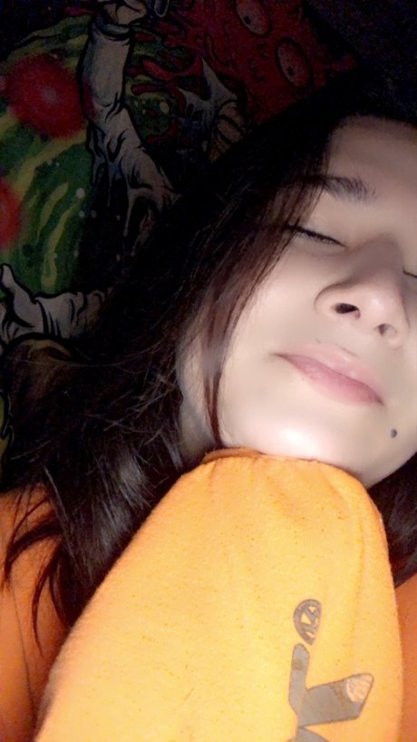 allie pretty pornstar picture