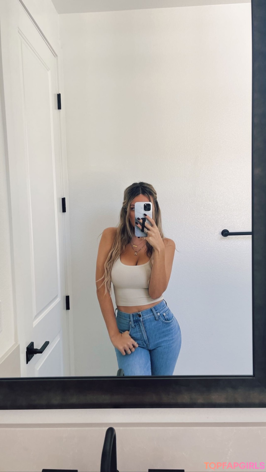 Ashley Schultz pornstar naked image