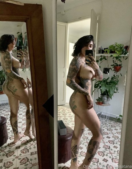 Slava Satana pornstar exclusive pics