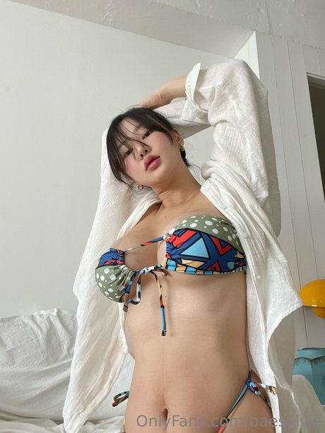 Baesylvie star erotic images