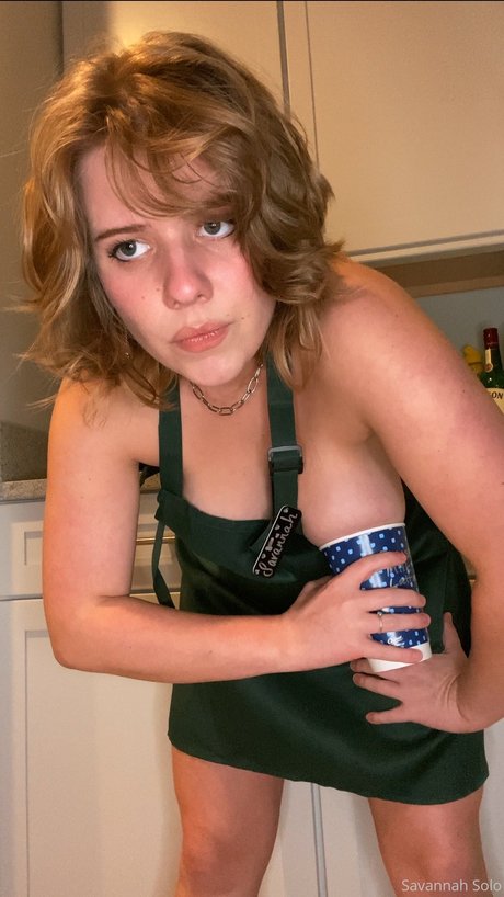 Savannah Solo model top images