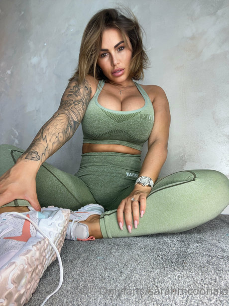 Sarah Mcdonald perfect star galleries