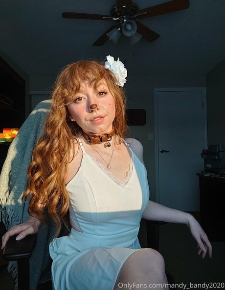 MandyFrizzle erotic model archive