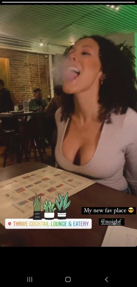 Danielle Dallaire star free pictures