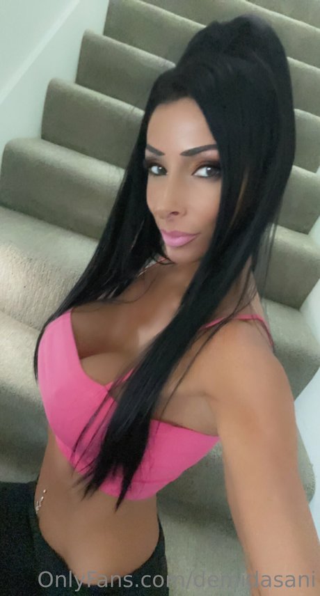 DEMI DASANI model high quality images