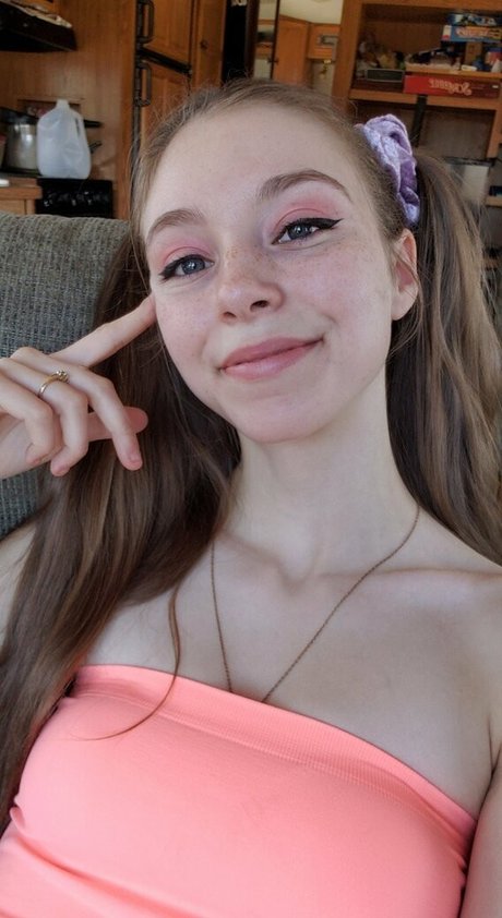 Haze Lynn star porn gallery