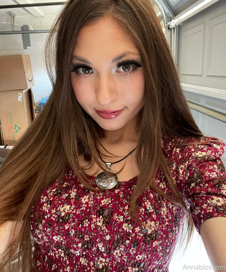 Anna Blossom actress photo