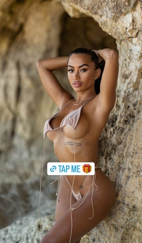 brunette petite onlyfans erotic pics
