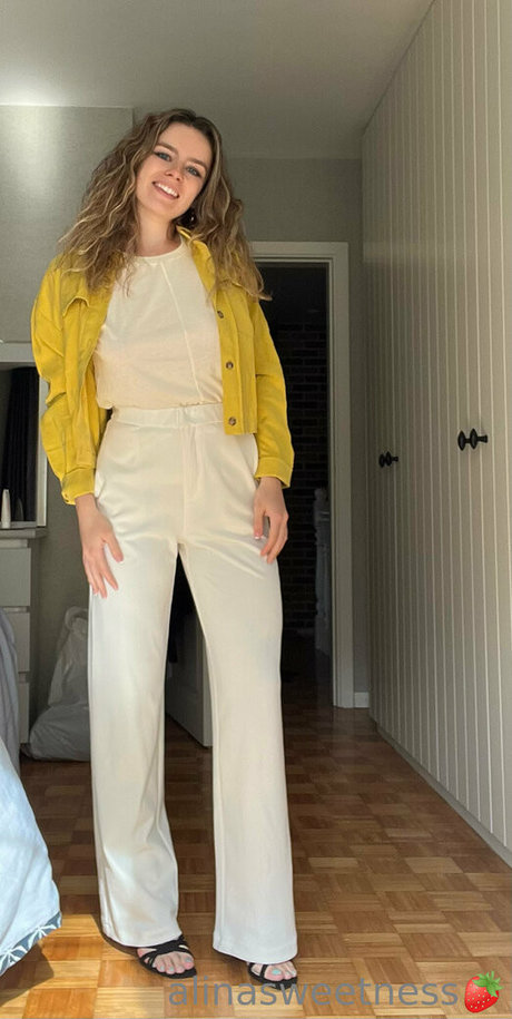 alinasweetness model pic