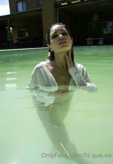 Marini Fit sexy model pictures