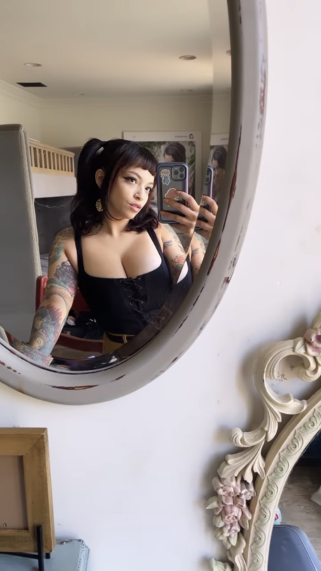 Lua stardust pretty pornstar pics