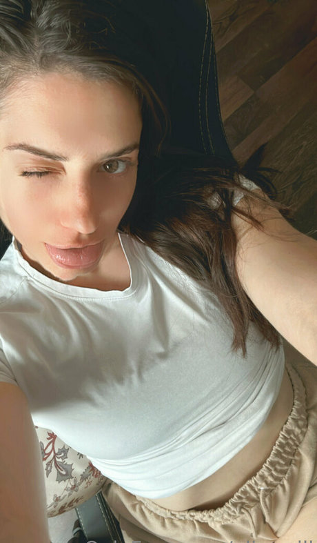 skinny brunette onlyfans hot galleries