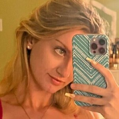 MsBarbie69 erotic actress img