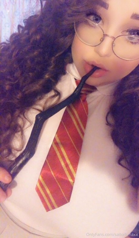 sailorlunasenpai hot pornstar photo