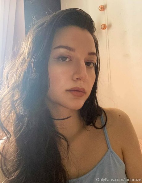 lanaroze naked model photos