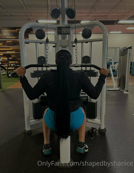 shapedbyshanice model perfect pic