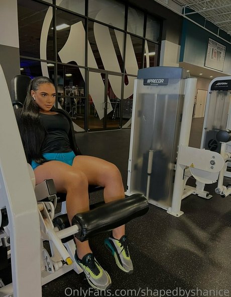 shapedbyshanice hd star photo