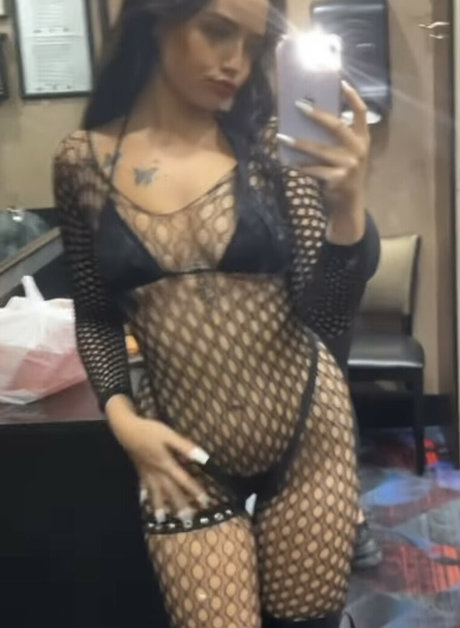 davinatheg pretty pornstar pics