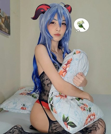 reisesan nude actress pics