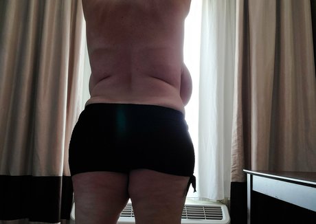 bustybigbootyjudy free model photo