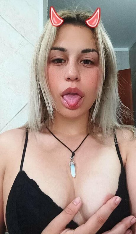 mtutsy nude actress images