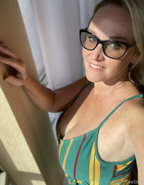 deesiren perfect model archive