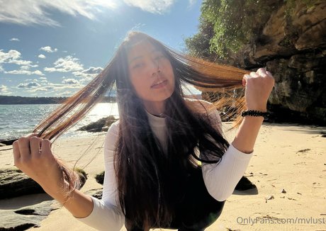 mvlust erotic actress img