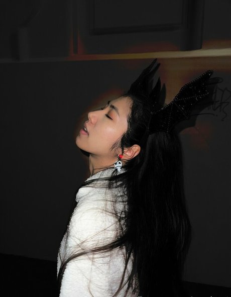 mvlust adult model galleries