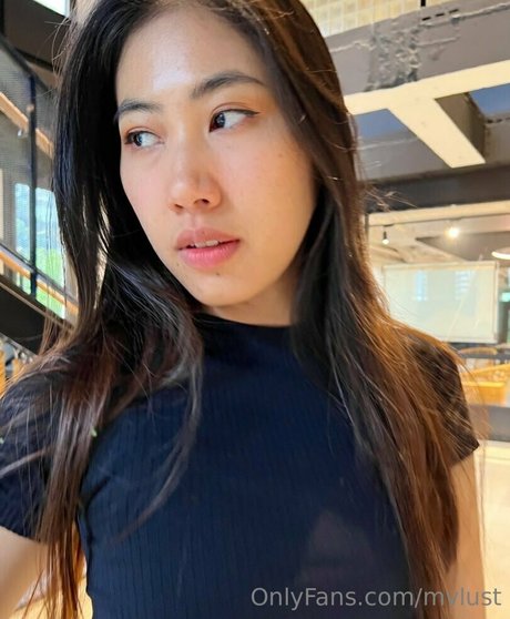 mvlust model beautiful gallery