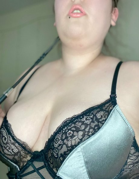 misshoneycatt star sexy picture