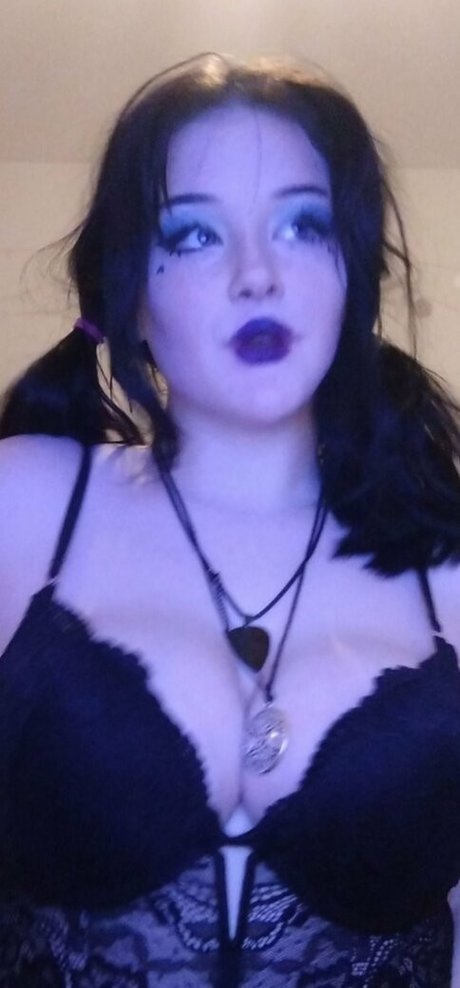 urlilsuccubus star naked picture