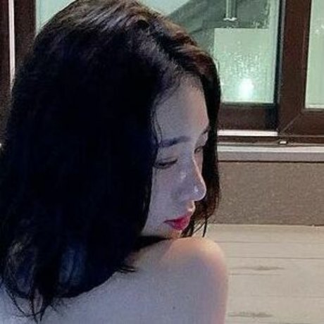 Bitanara naked model img