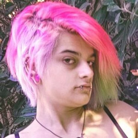 glowyhole adult star pic