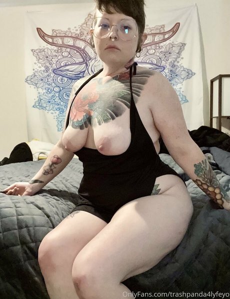 trashpanda4lyfeyo pornstar high quality photos