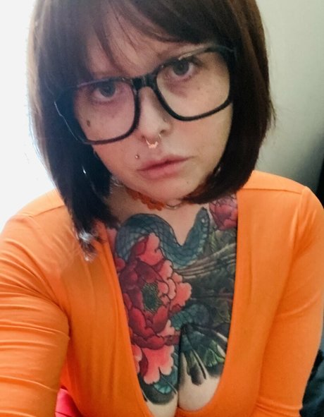 trashpanda4lyfeyo nude star pic