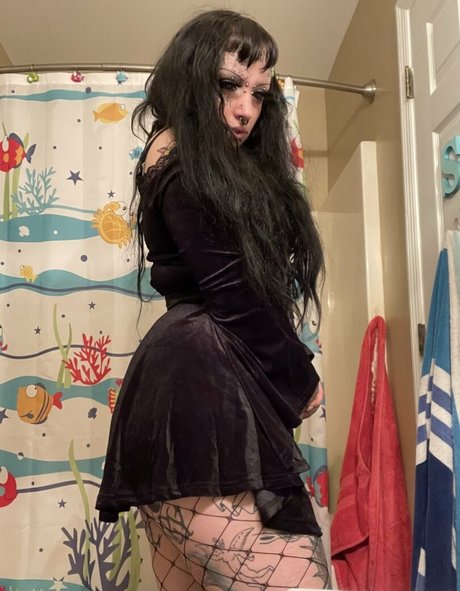 spookisideshow exclusive model photos